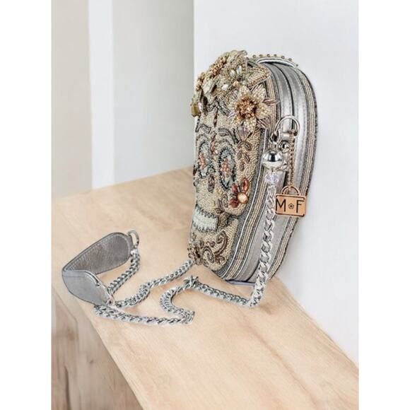NWT Mary Frances Bag #24-136 “Shining Skull” Beaded Bag - Picture 3 of 7